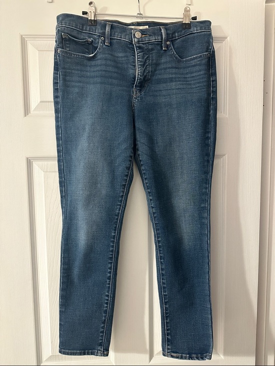 Levi's Denim - Levi’s 311 Shaping Skinny Jean (31)